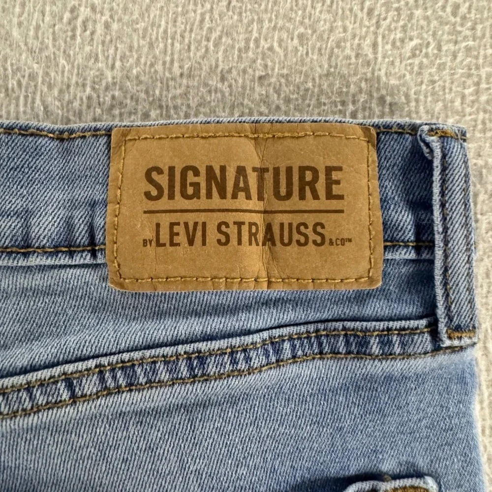 Signature by Levi Strauss signature by